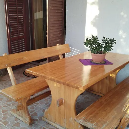 Zlata Rab Apartament *