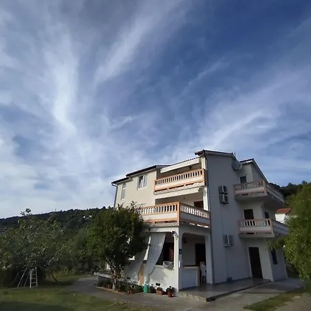 Zlata Rab Apartament